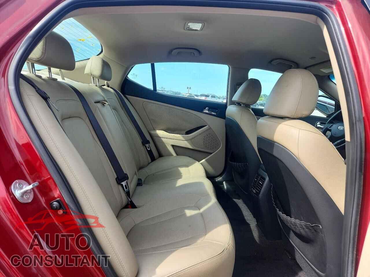 KIA OPTIMA 2011 - KNAGN4A70B5154374