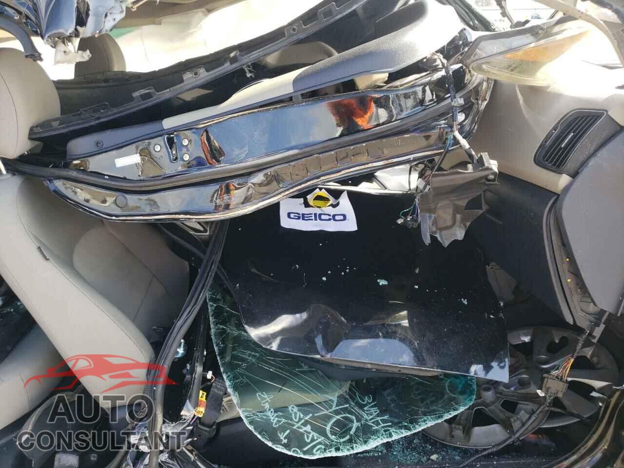 KIA RIO 2017 - KNADM4A3XH6010997