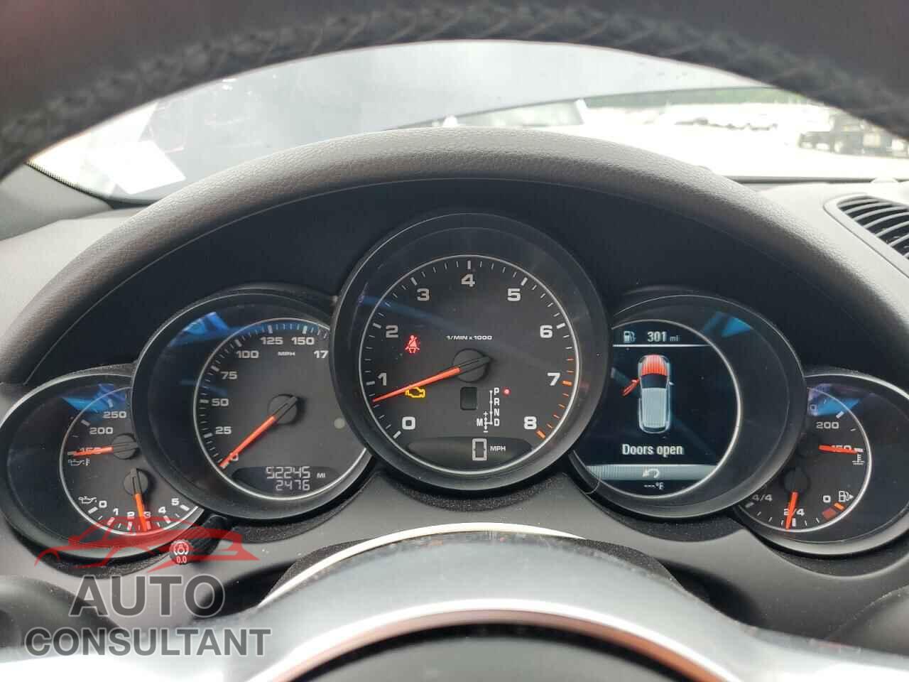 PORSCHE CAYENNE 2017 - WP1AA2A25HKA90872