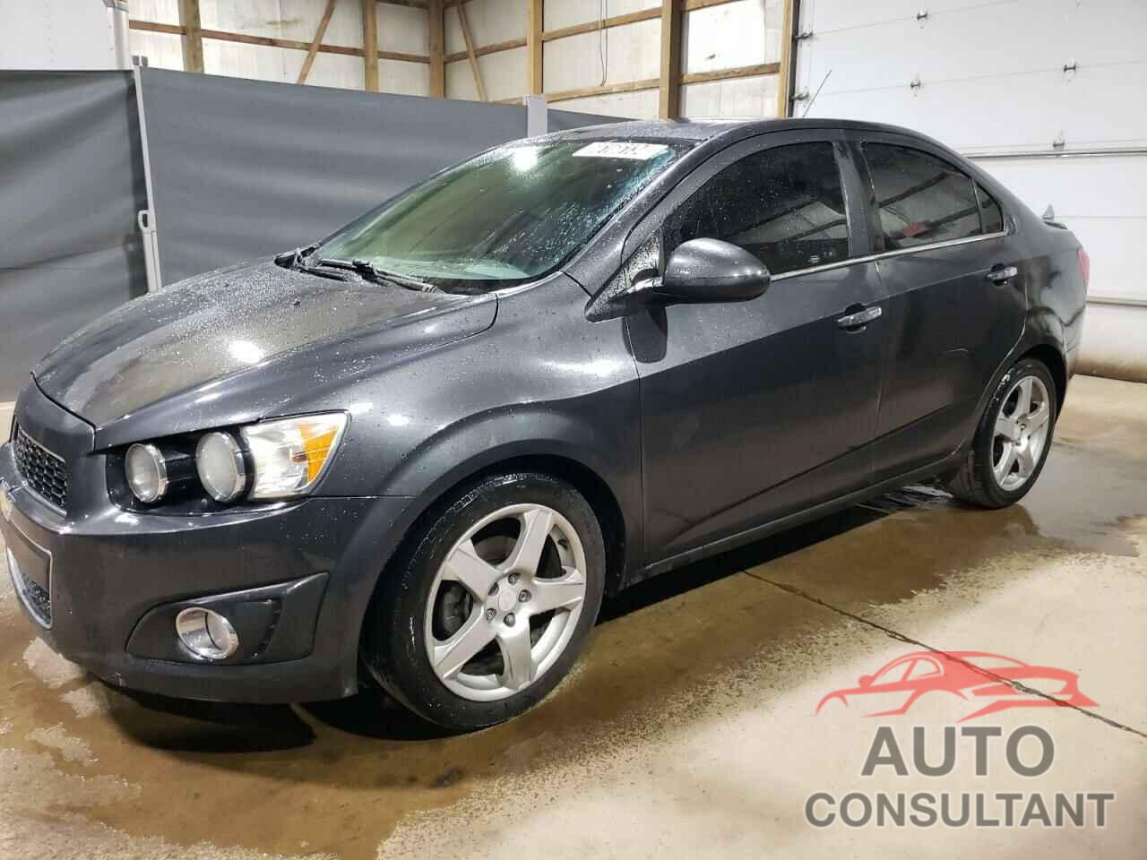 CHEVROLET SONIC 2016 - 1G1JE5SB9G4154638