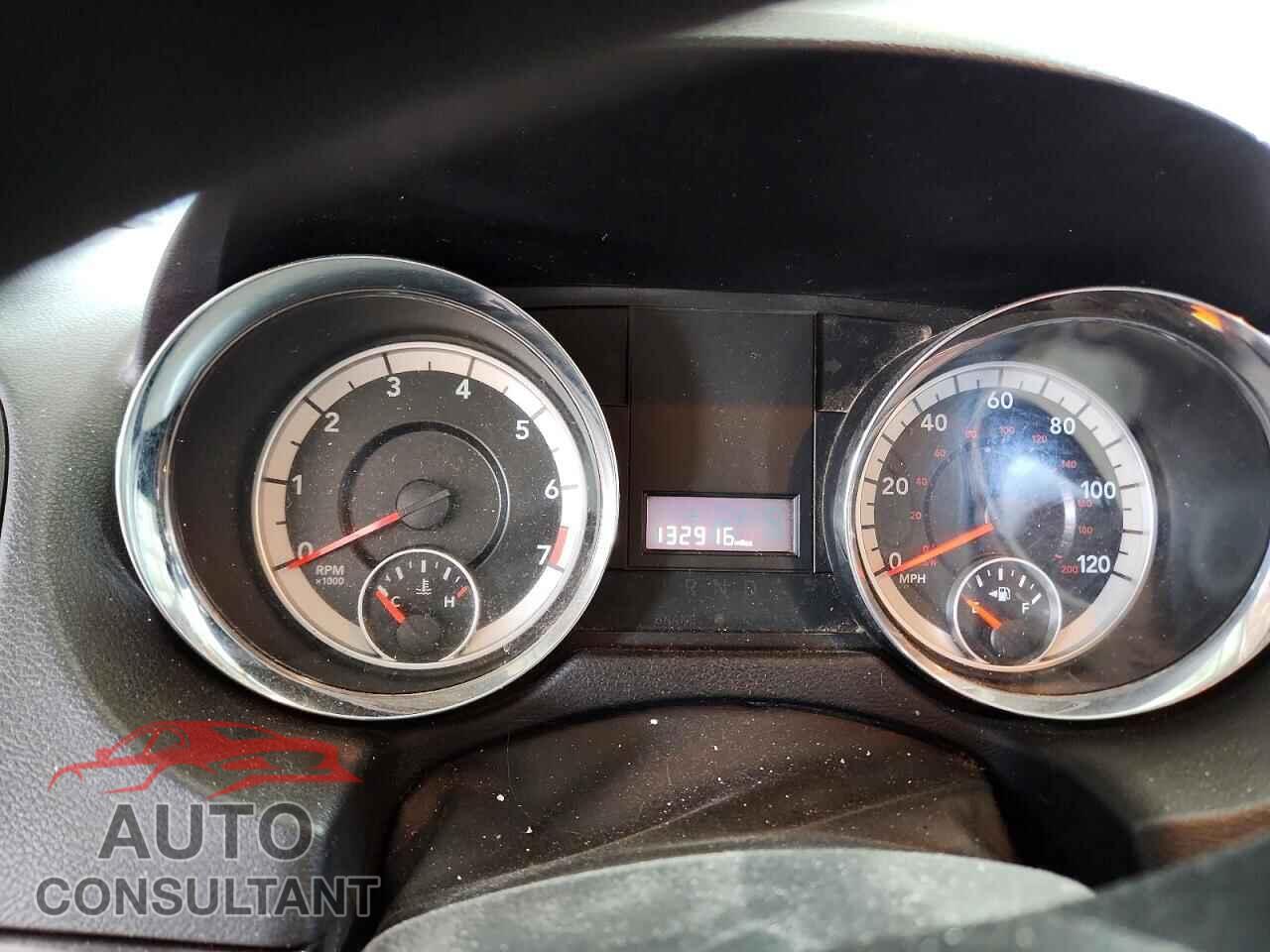DODGE CARAVAN 2015 - 2C4RDGBG0FR600207