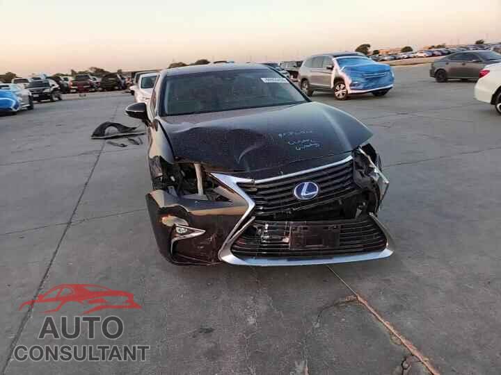 LEXUS ES300 2017 - JTHBW1GG2H2139349