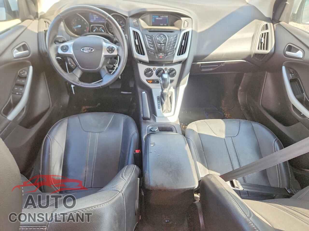 FORD FOCUS 2014 - 1FADP3F28EL233479