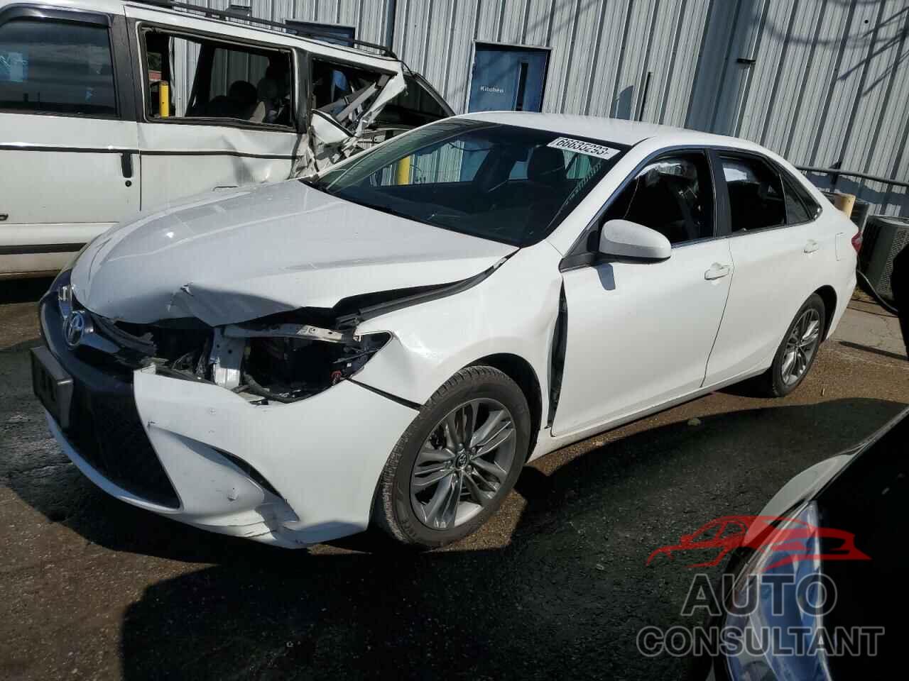 TOYOTA CAMRY 2016 - 4T1BF1FKXGU502101