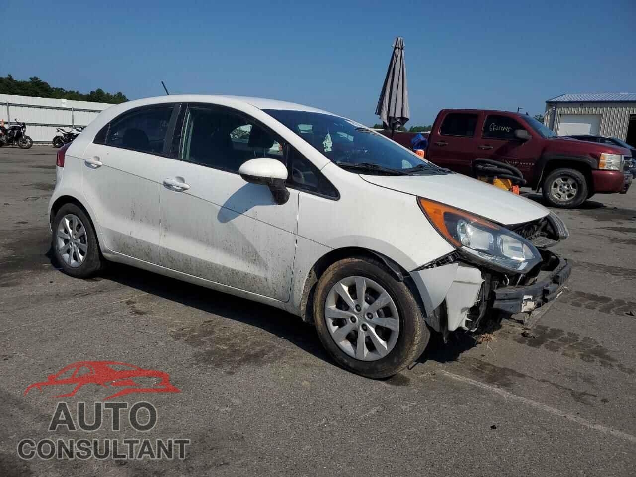 KIA RIO 2014 - KNADM5A32E6401207