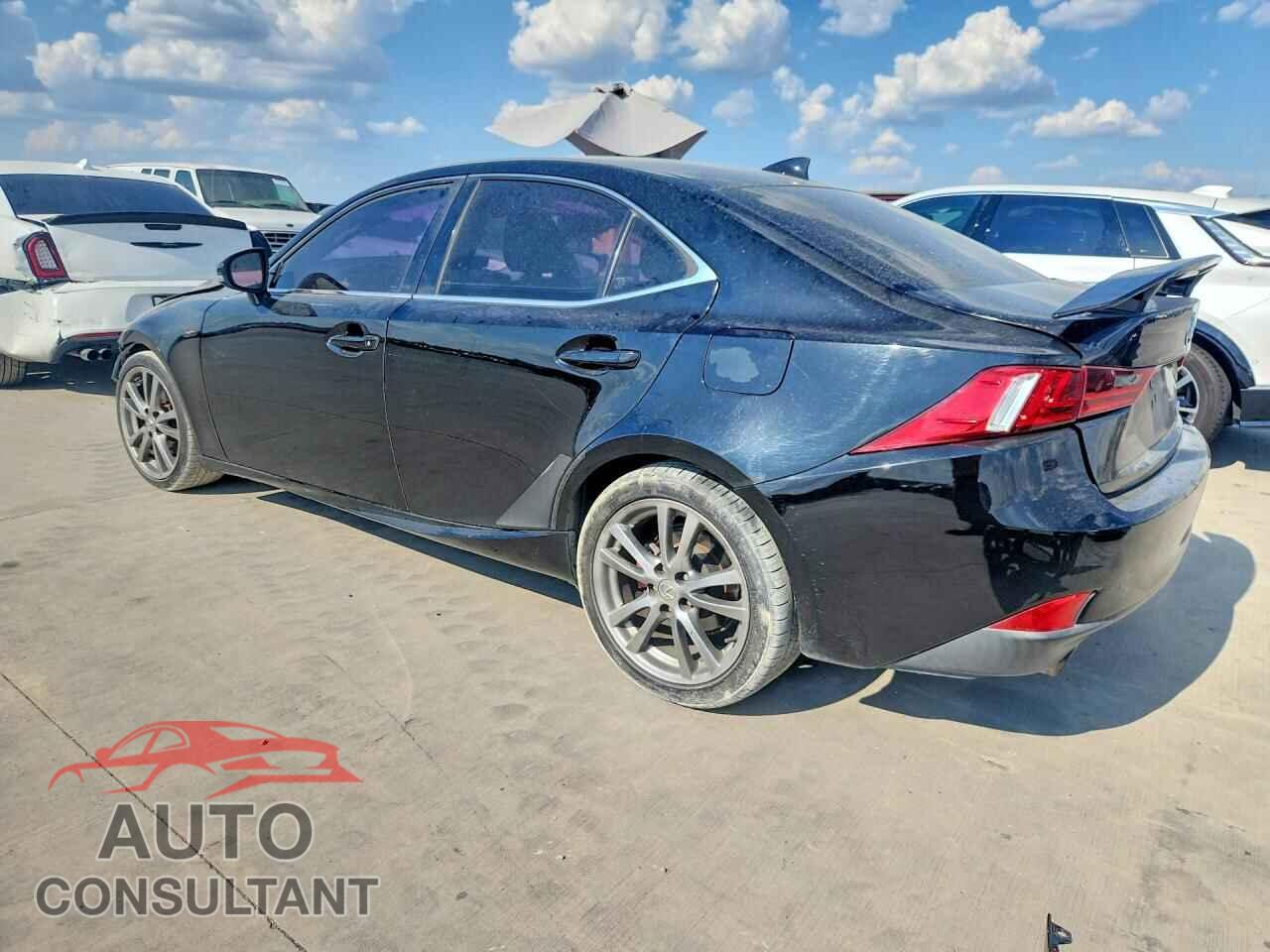 LEXUS IS 2015 - JTHBF1D26F5072047