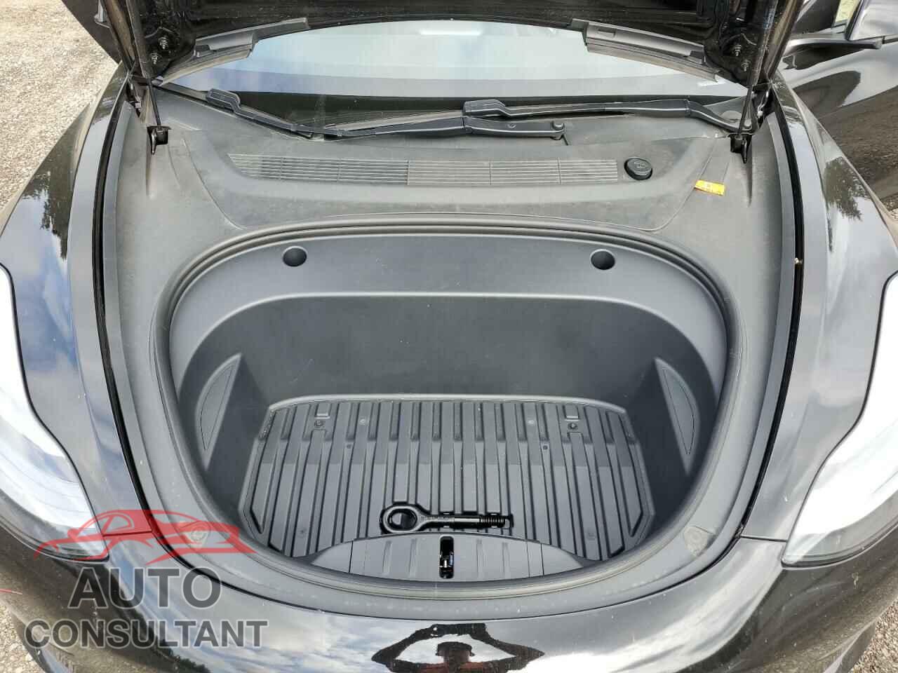 TESLA MODEL 3 2021 - 5YJ3E1EB8MF065541