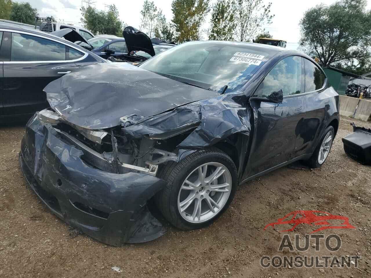 TESLA MODEL Y 2024 - 7SAYGDEE7RA270965