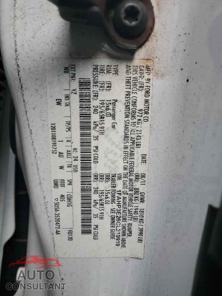FORD FOCUS 2012 - 1FAHP3E26CL219919