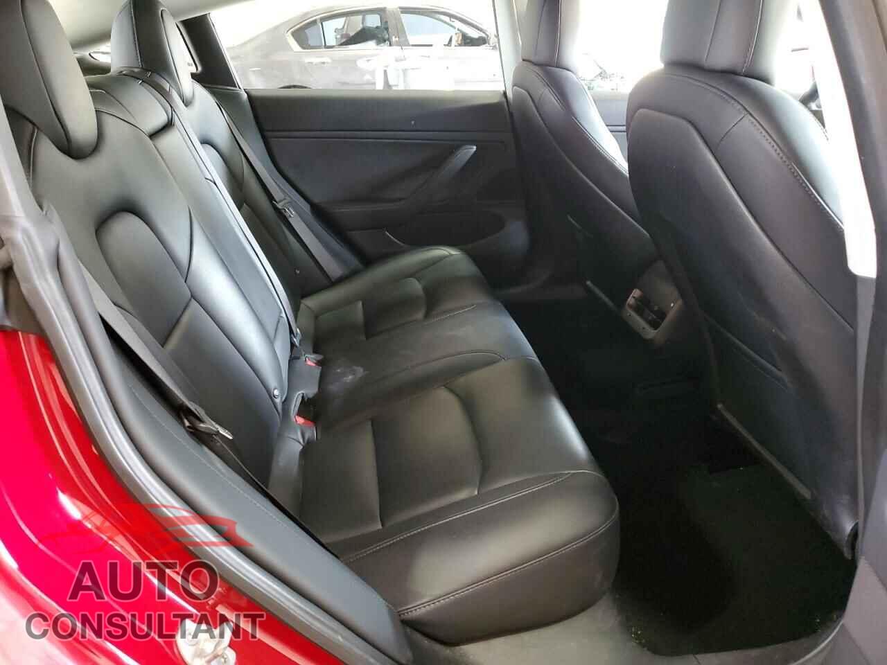 TESLA MODEL 3 2018 - 5YJ3E1EA7JF041220