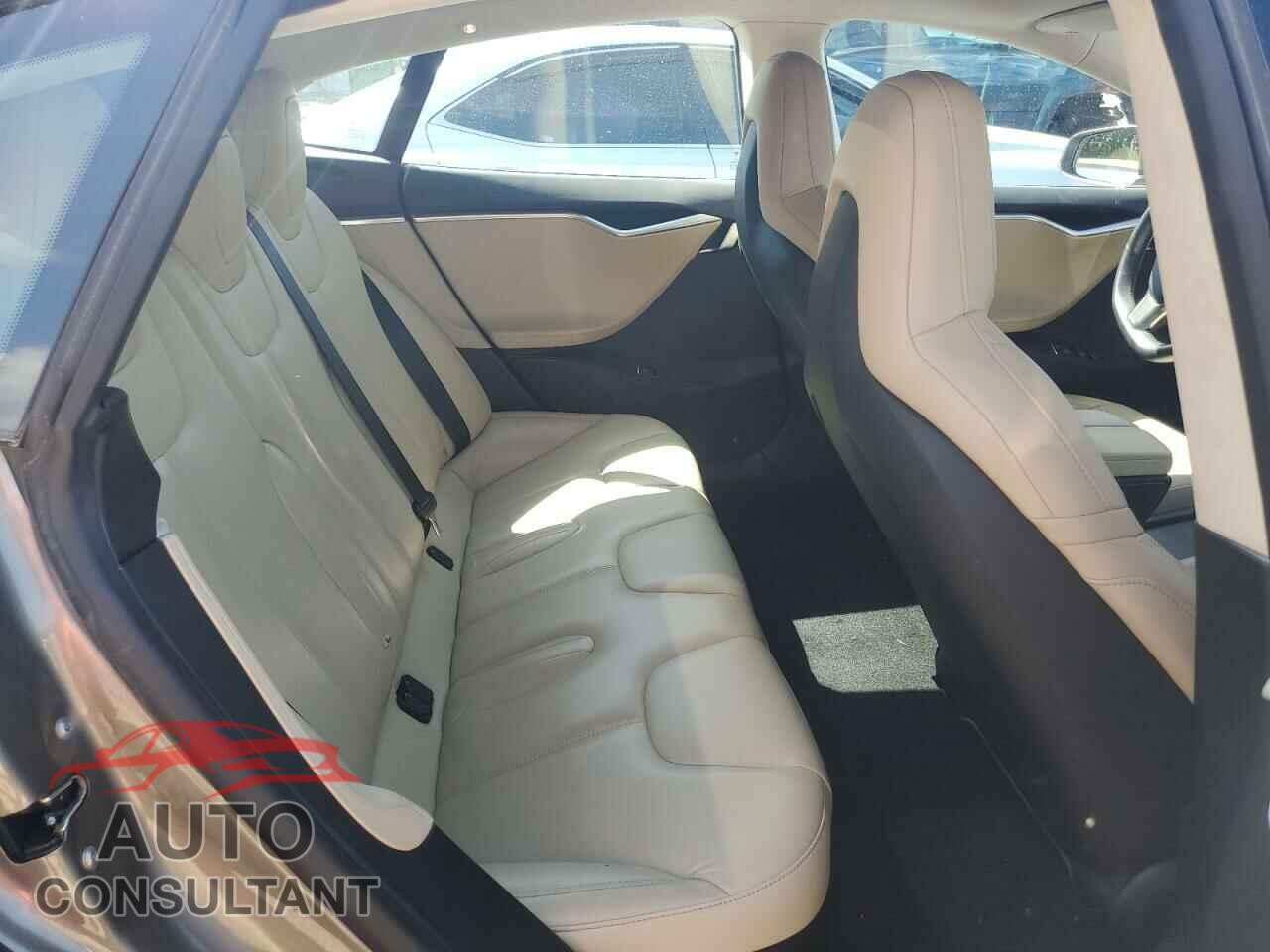 TESLA MODEL S 2016 - 5YJSA1E26GF141785