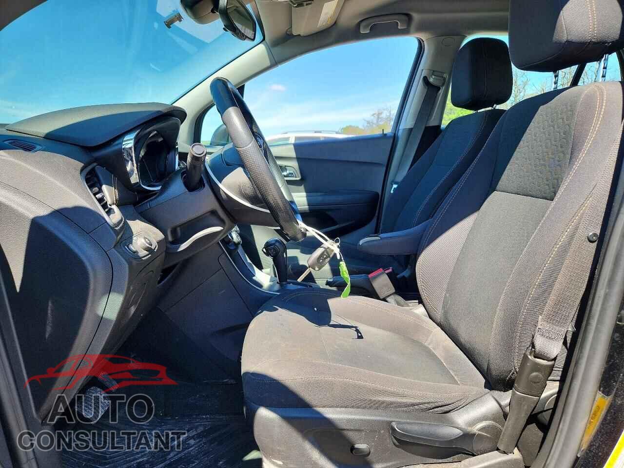 CHEVROLET TRAX 2019 - 3GNCJNSB3KL158559