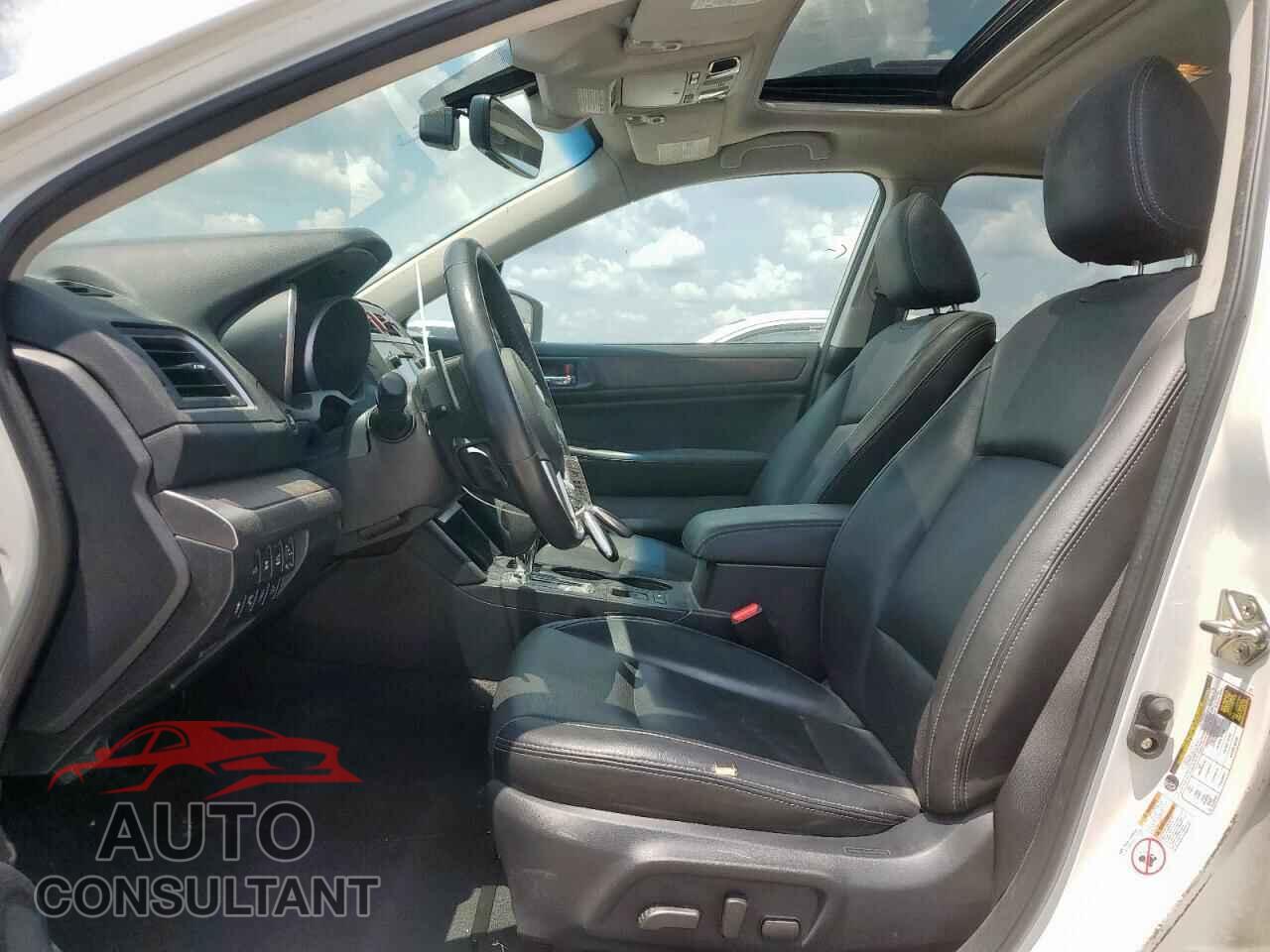 SUBARU OUTBACK 2017 - 4S4BSENC9H3311824