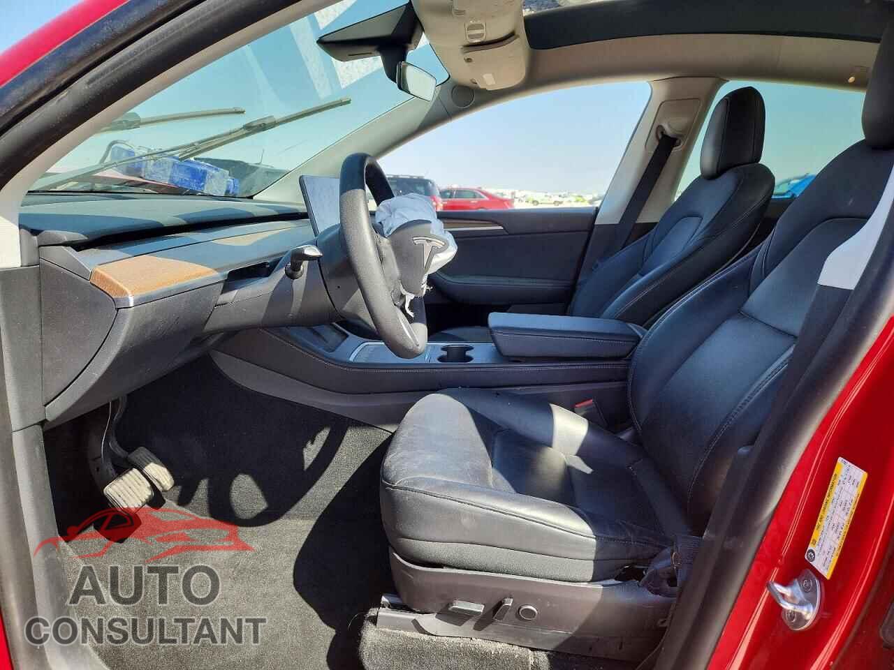TESLA MODEL Y 2022 - 7SAYGAEE2NF517997