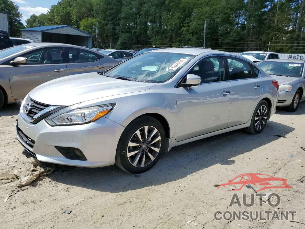 NISSAN ALTIMA 2017 - 1N4AL3AP5HC157404