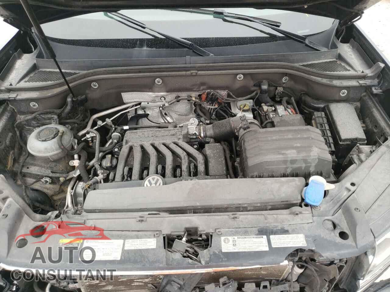VOLKSWAGEN ATLAS 2018 - 1V2MR2CA2JC525941