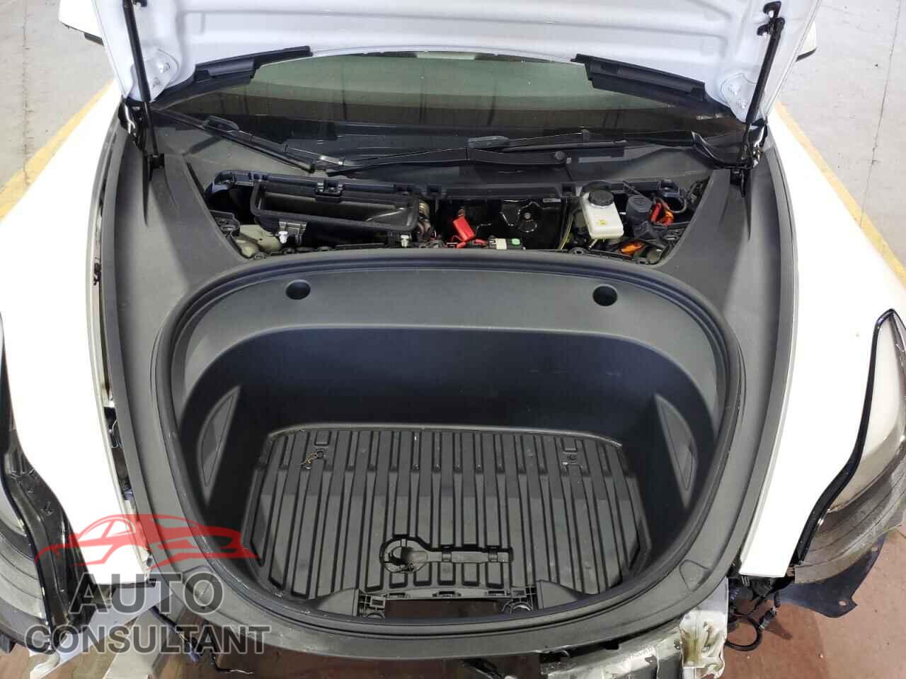 TESLA MODEL 3 2023 - 5YJ3E1EA5PF510801
