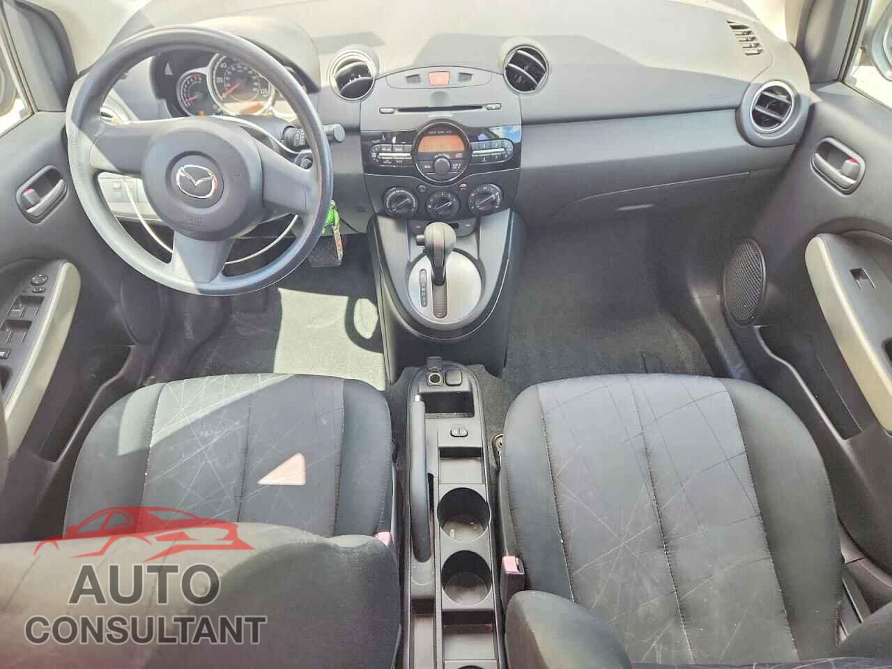 MAZDA 2 2014 - JM1DE1KY9E0174409