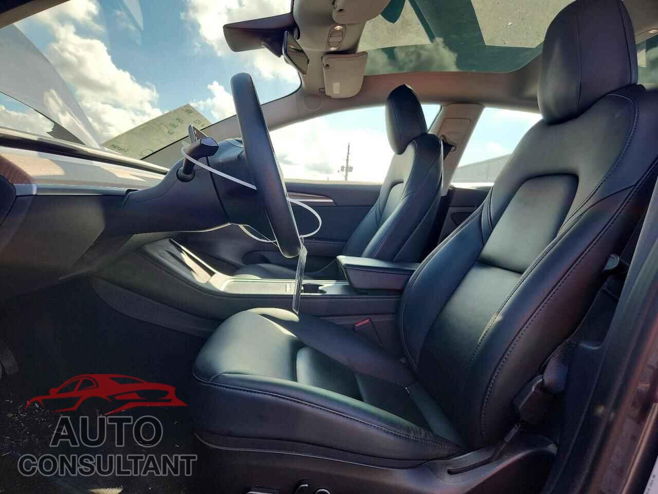 TESLA MODEL 3 2023 - 5YJ3E1EA2PF420098