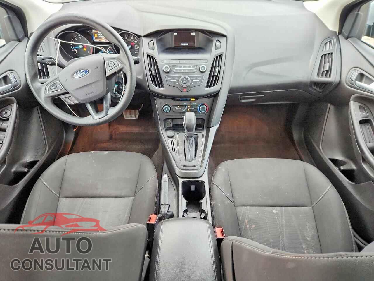 FORD FOCUS 2018 - 1FADP3F20JL252599