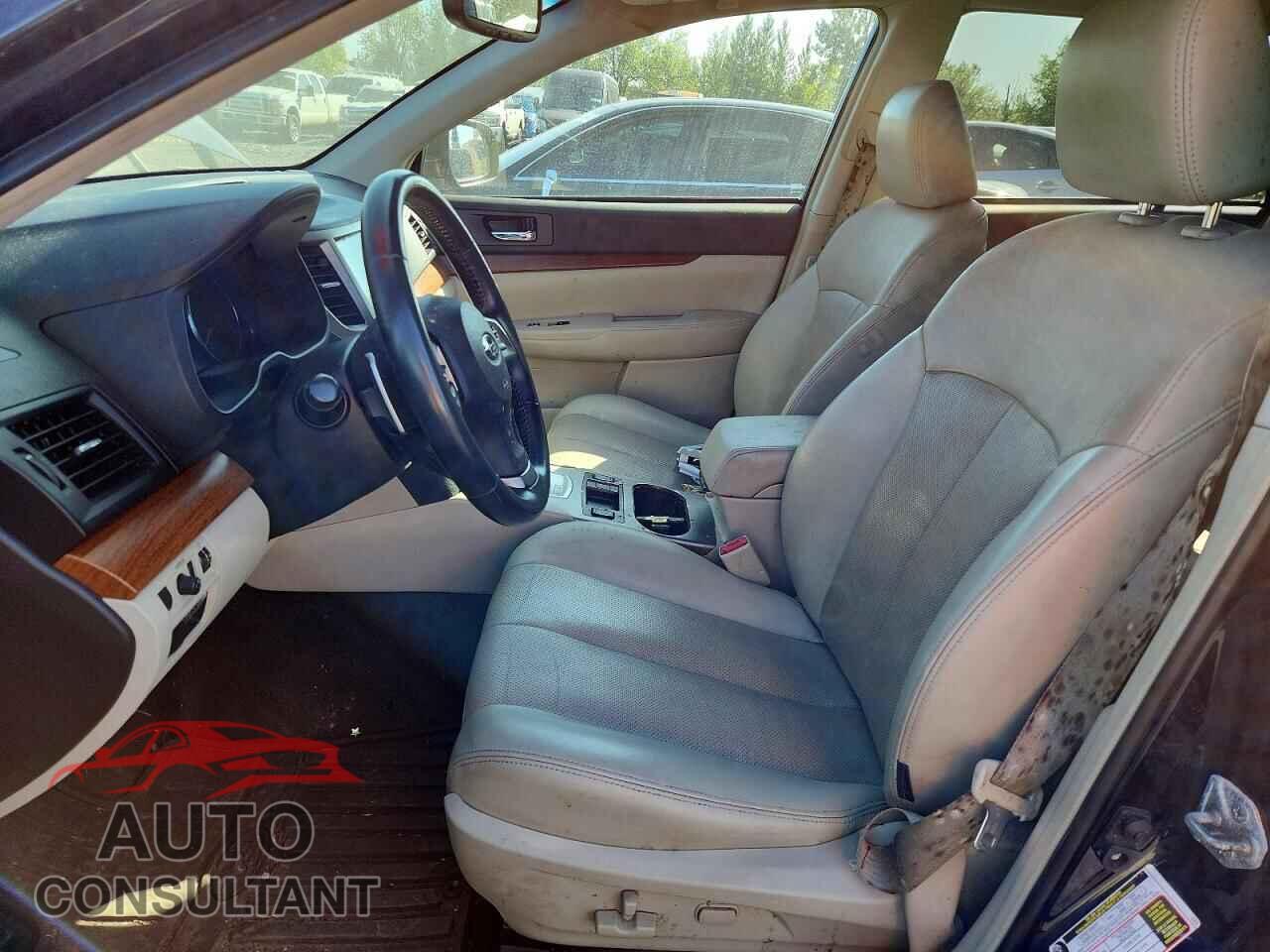 SUBARU OUTBACK 2013 - 4S4BRBPC9D3306219