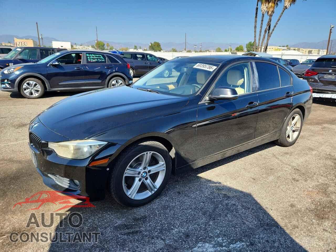 BMW 3 SERIES 2012 - WBA3C1C59CF433896