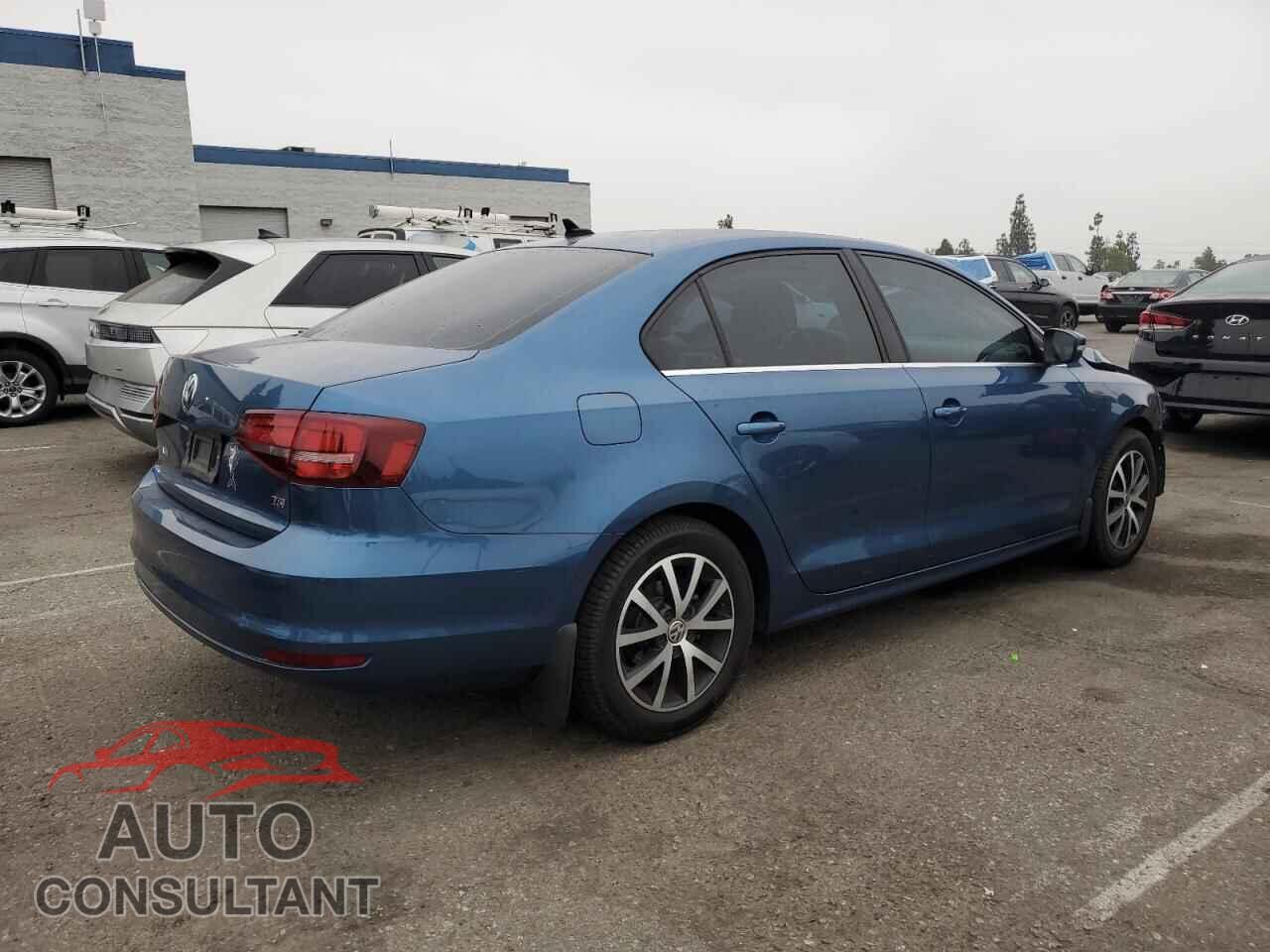 VOLKSWAGEN JETTA 2017 - 3VWDB7AJ4HM368537