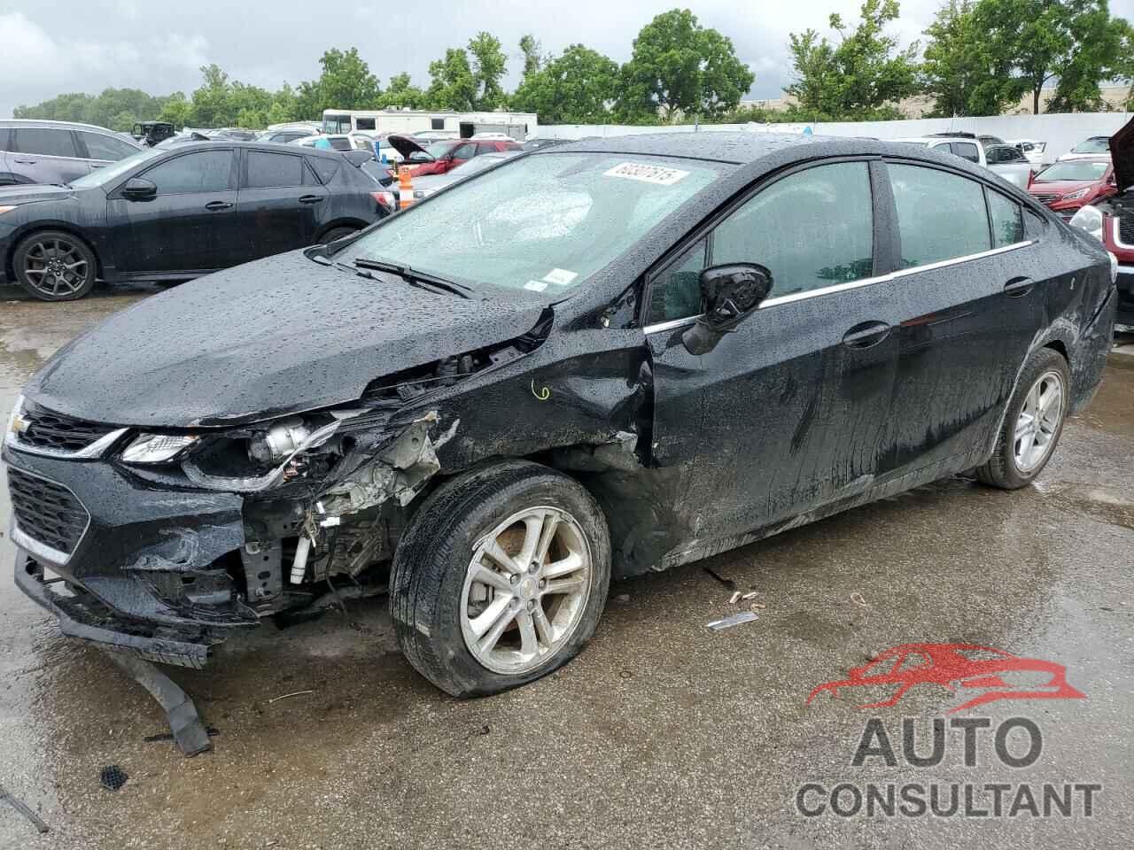 CHEVROLET CRUZE 2018 - 1G1BE5SM6J7238279