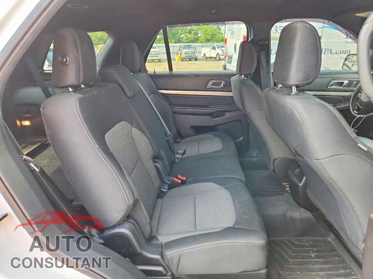 FORD EXPLORER 2018 - 1FM5K8DH2JGB24905