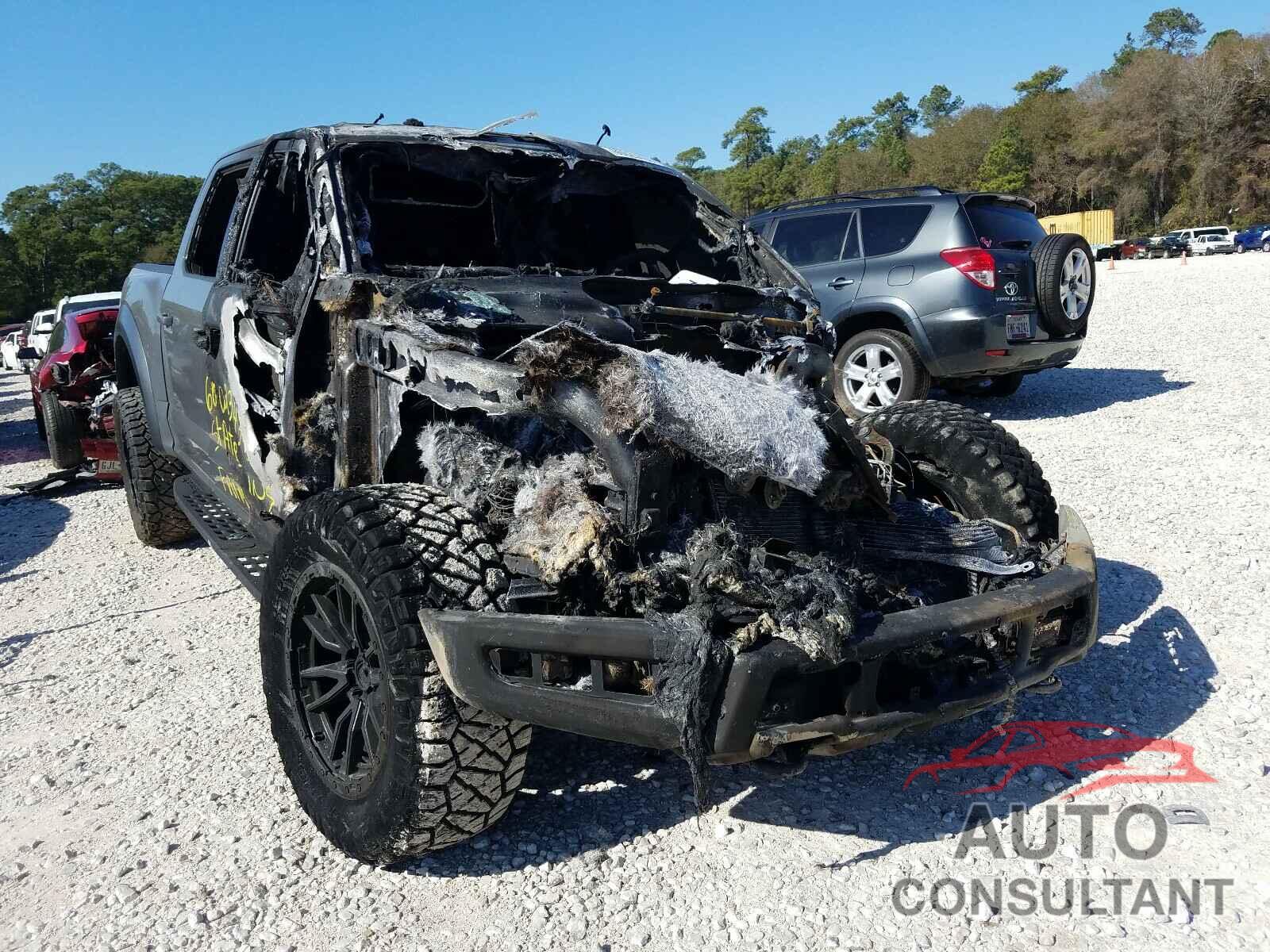 FORD F150 SVT 2018 - 1FTFW1RG0JFD33618
