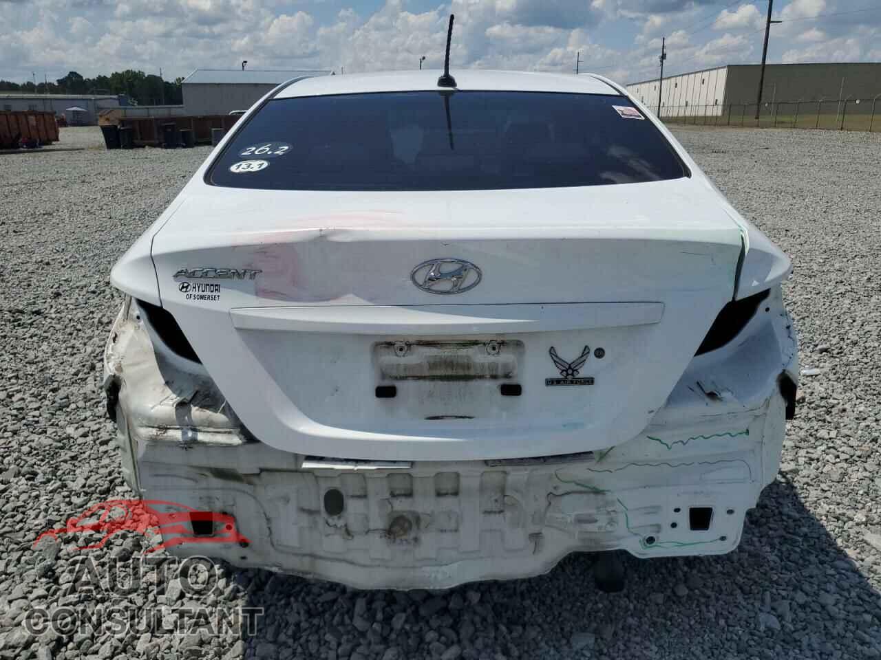 HYUNDAI ACCENT 2015 - KMHCT4AE8FU802427