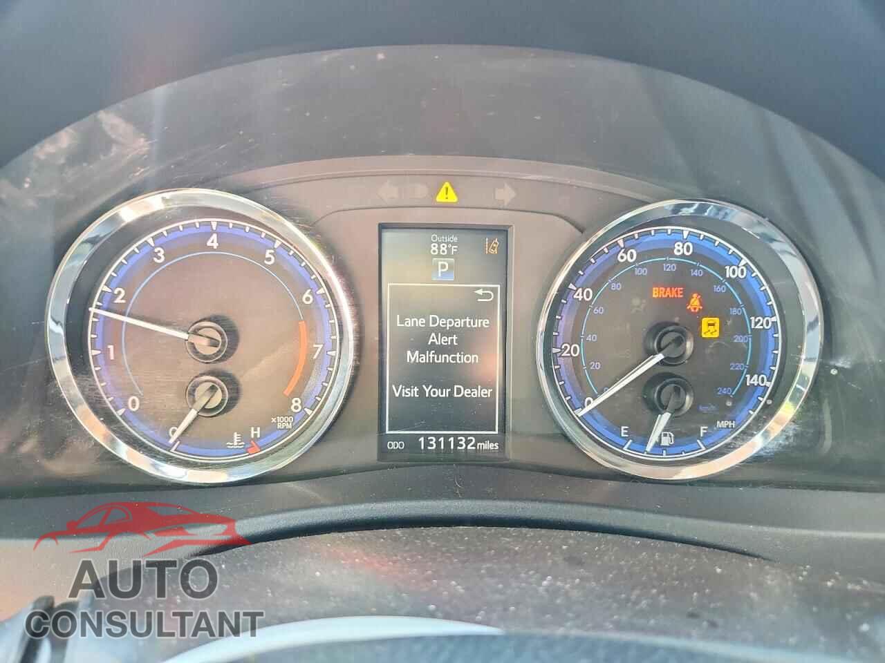 TOYOTA COROLLA 2017 - 2T1BURHE4HC854878