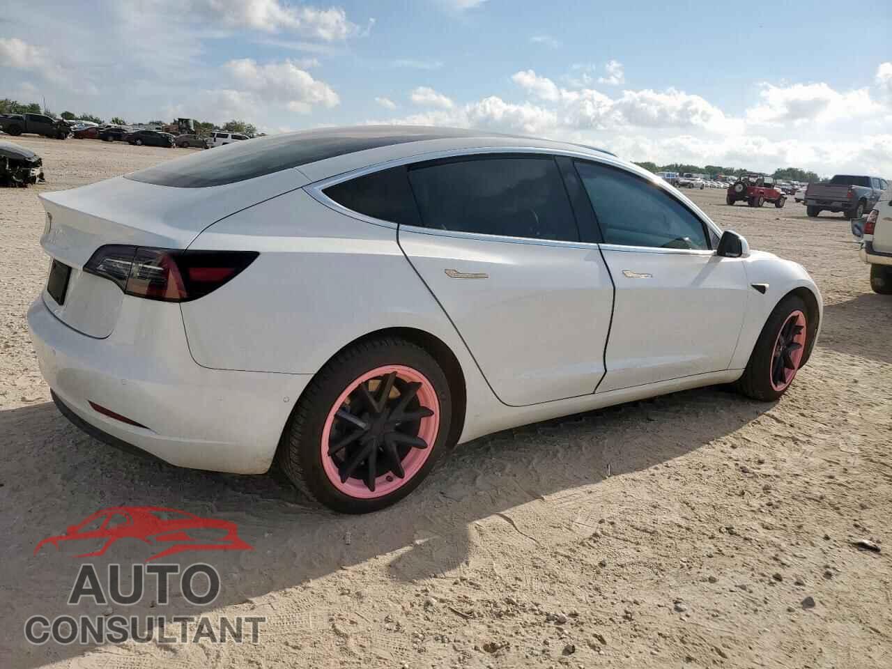 TESLA MODEL 3 2020 - 5YJ3E1EB2LF712580