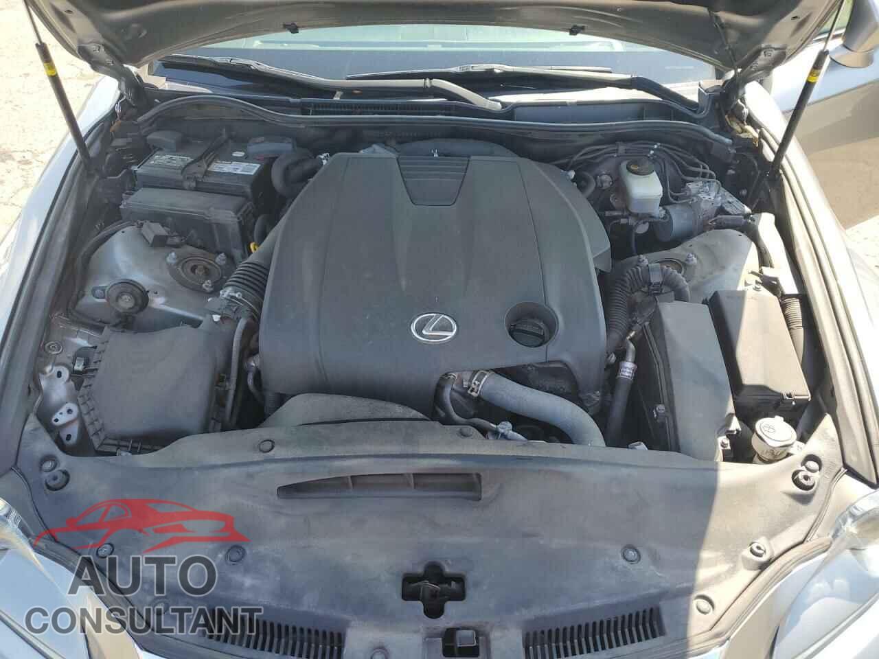 LEXUS IS 2014 - JTHCF1D22E5014908