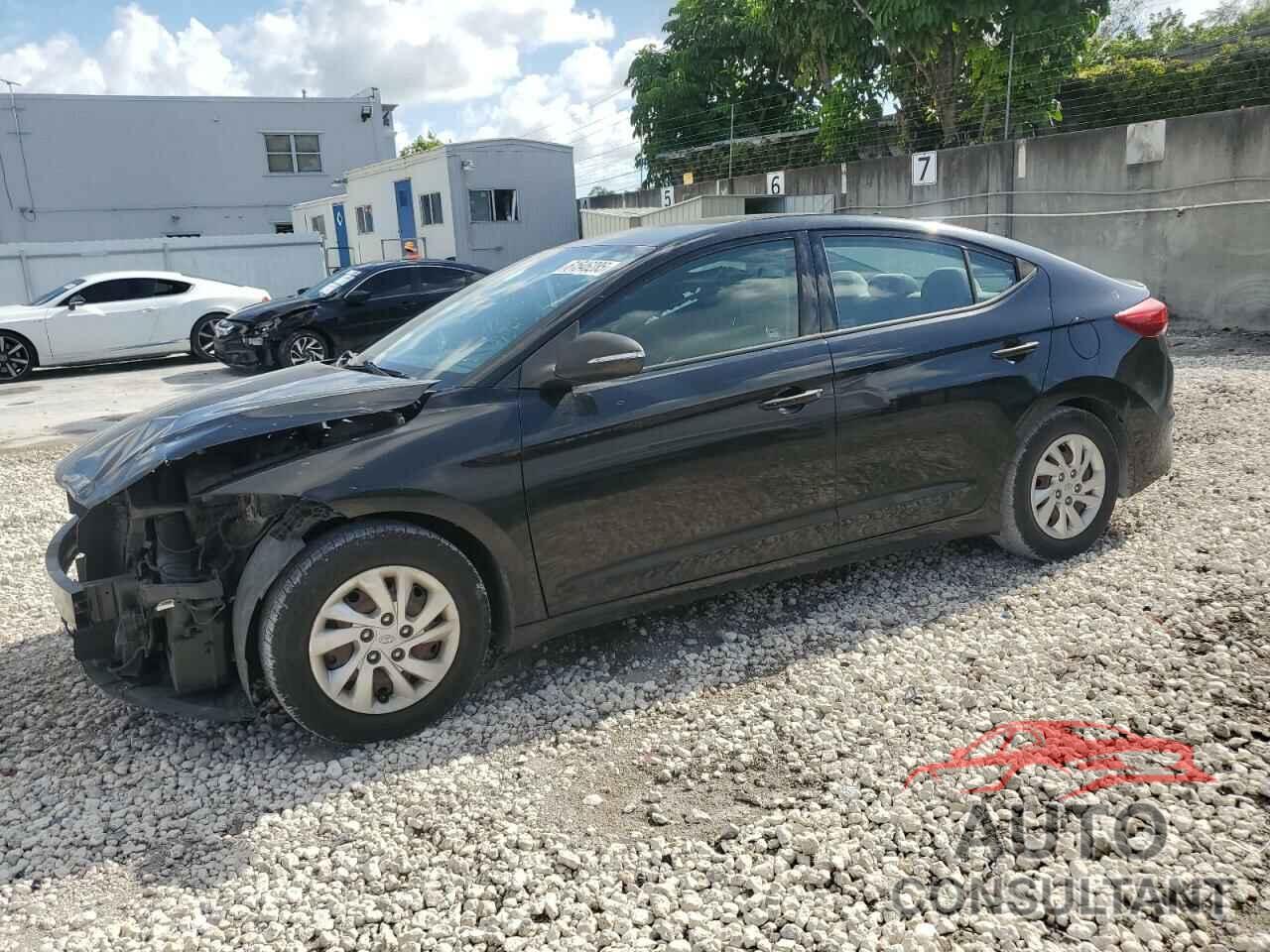 HYUNDAI ELANTRA 2017 - 5NPD74LF0HH152623