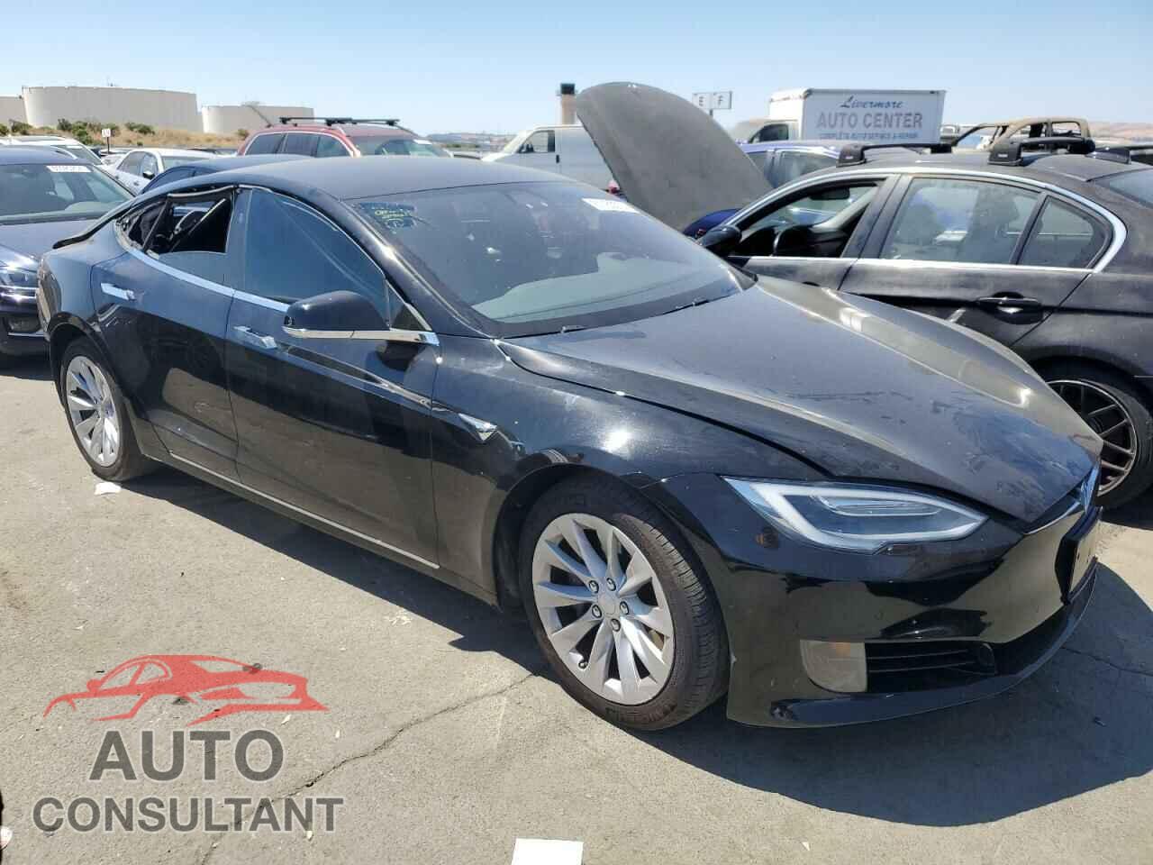 TESLA MODEL S 2017 - 5YJSA1E11HF183922