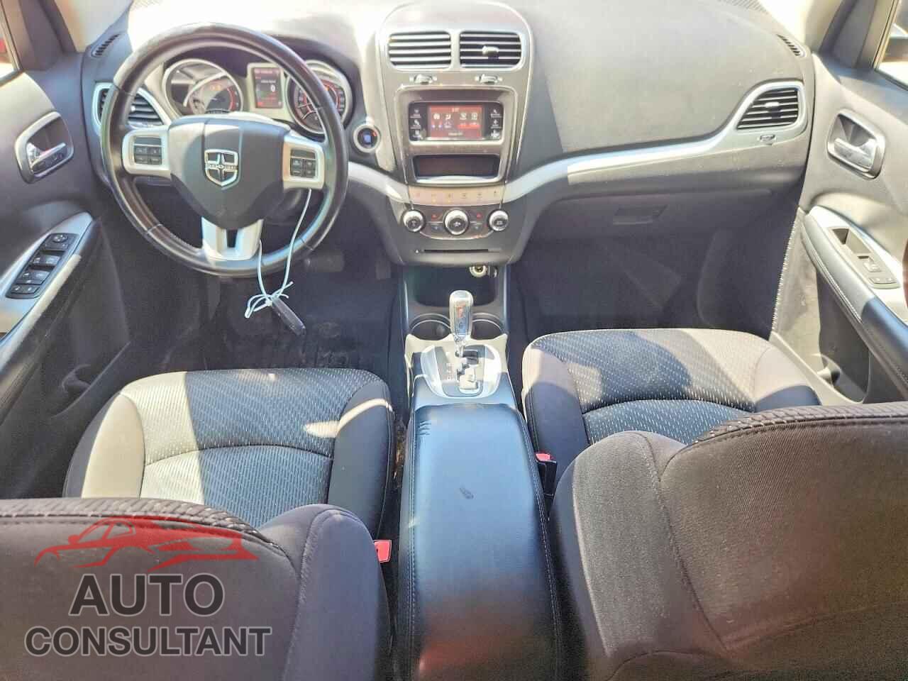 DODGE JOURNEY 2012 - 3C4PDCCG7CT312613