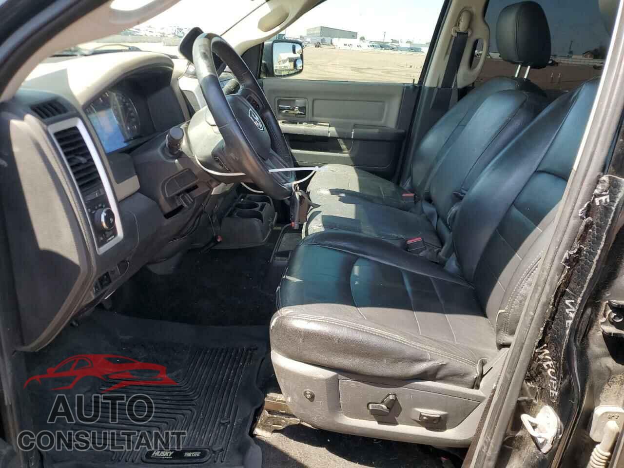 DODGE RAM 1500 2012 - 1C6RD7LT5CS303740