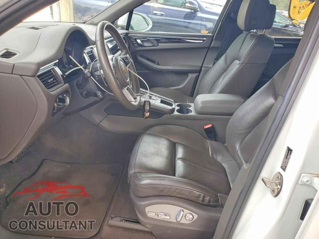 PORSCHE MACAN 2016 - WP1AB2A56GLB58516