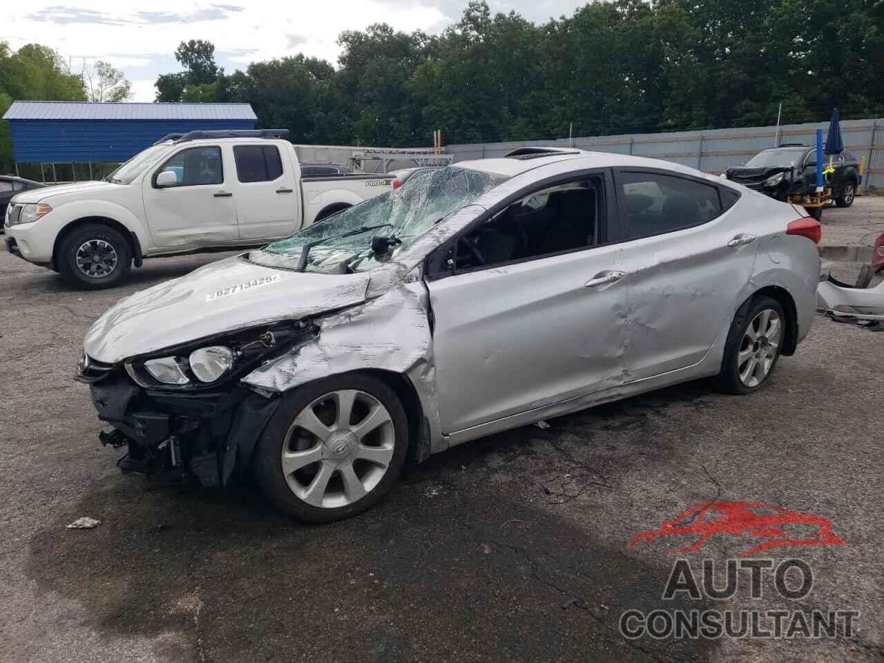 HYUNDAI ELANTRA 2013 - 5NPDH4AE7DH261520