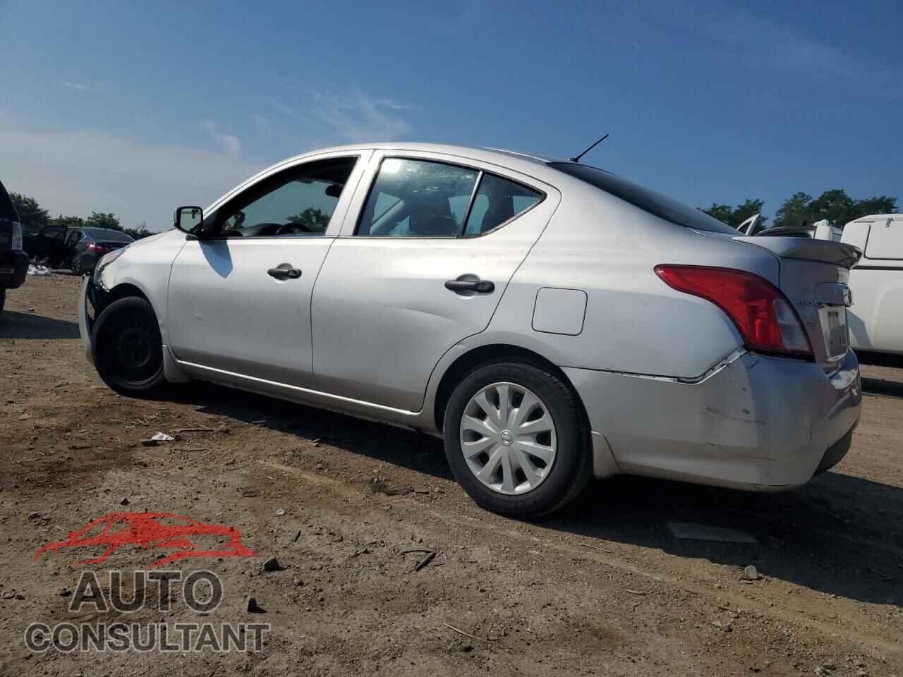 NISSAN VERSA 2019 - 3N1CN7AP3KL804921