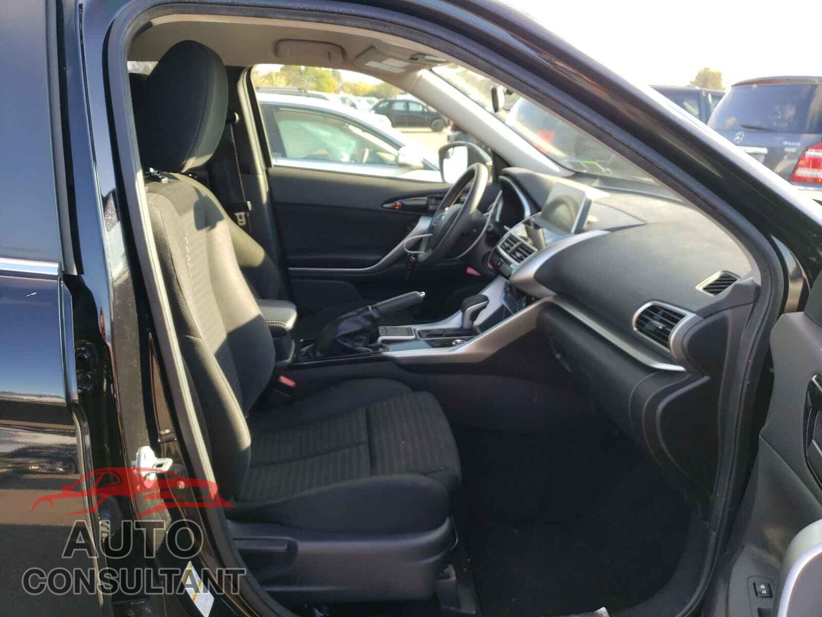 MITSUBISHI ECLIPSE 2018 - JA4AT4AA1JZ065750
