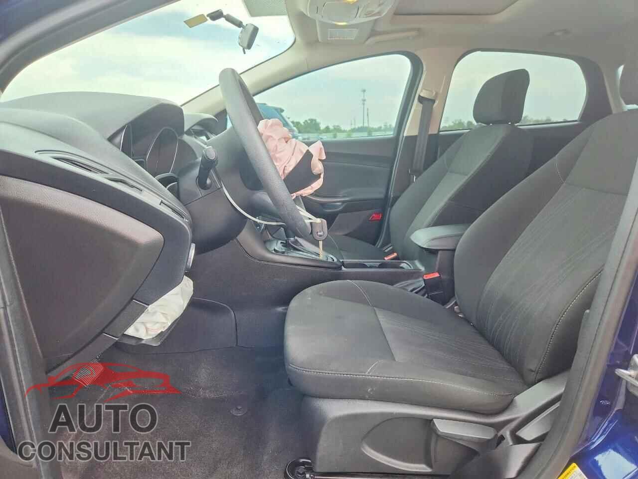 FORD FOCUS 2017 - 1FADP3M26HL306422