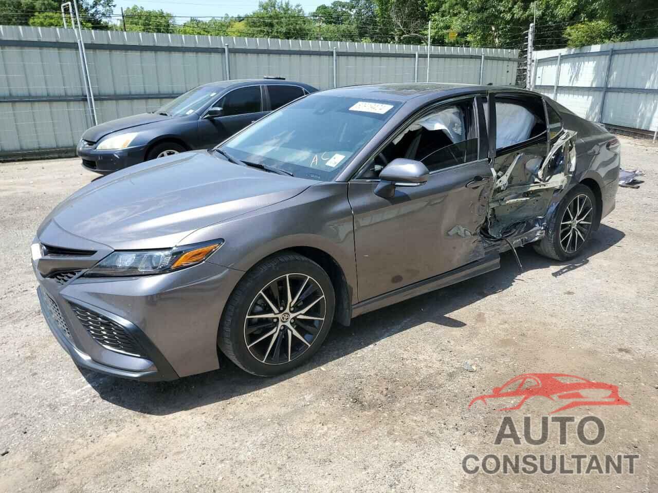 TOYOTA CAMRY 2022 - 4T1G11AK3NU689481
