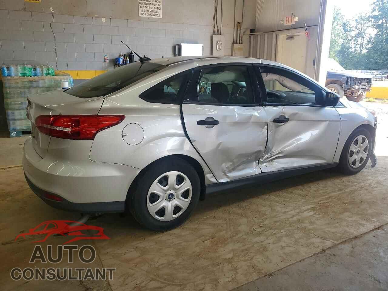 FORD FOCUS 2016 - 1FADP3E20GL376009