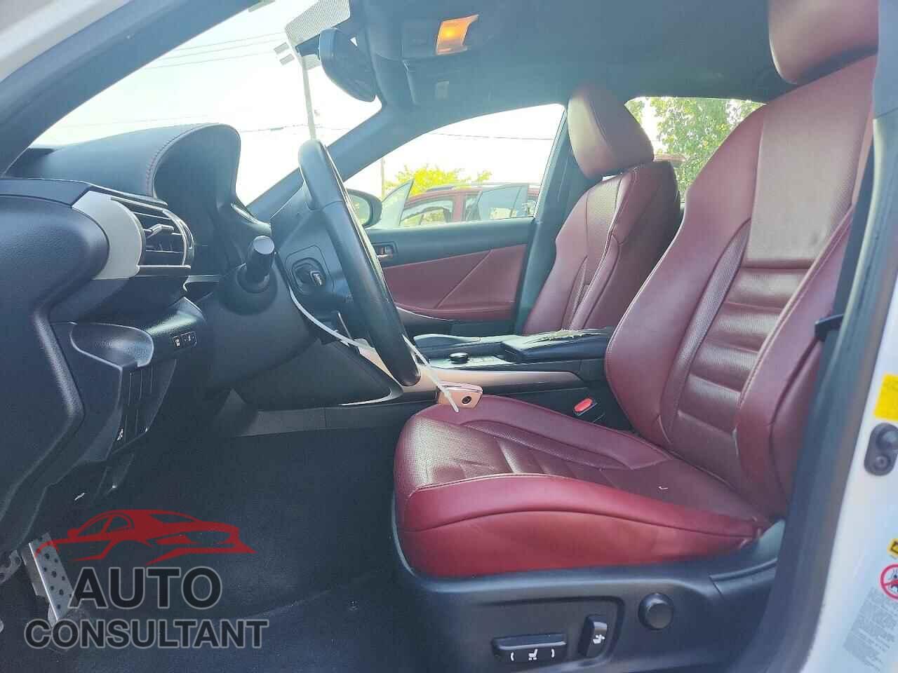 LEXUS IS 2015 - JTHCF1D2XF5021977