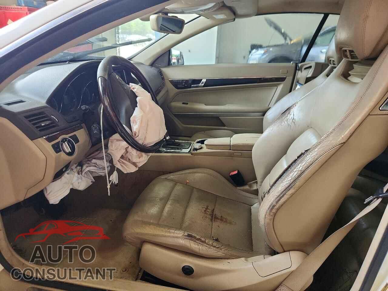 MERCEDES-BENZ E-CLASS 2011 - WDDKK5GF1BF097094