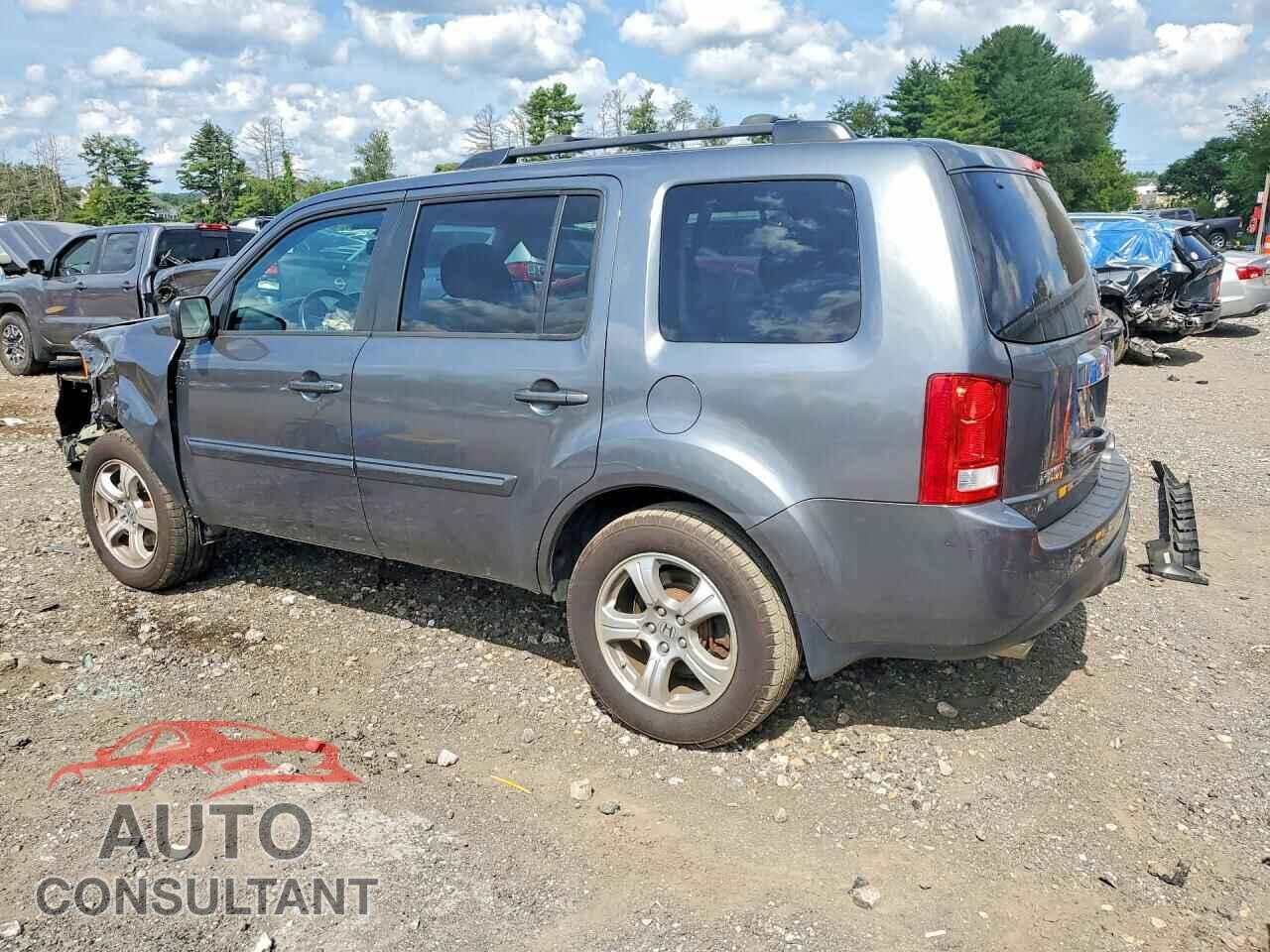 HONDA PILOT 2013 - 5FNYF4H59DB037600
