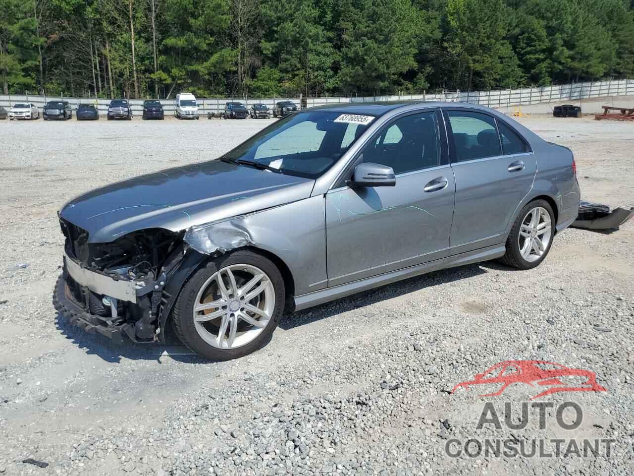 MERCEDES-BENZ C-CLASS 2013 - WDDGF4HB4DR293581