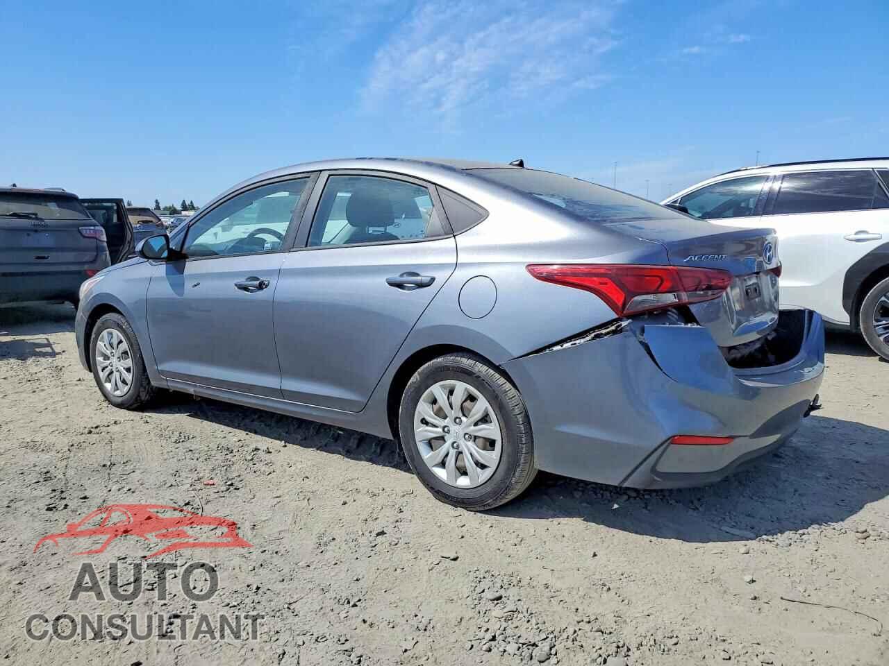 HYUNDAI ACCENT 2018 - 3KPC24A32JE037101
